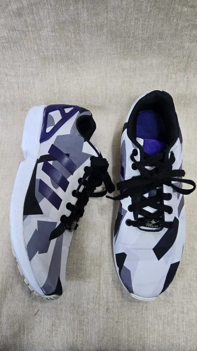 아디다스280cm- ZX FLUX WHITE PURPLE BLACK